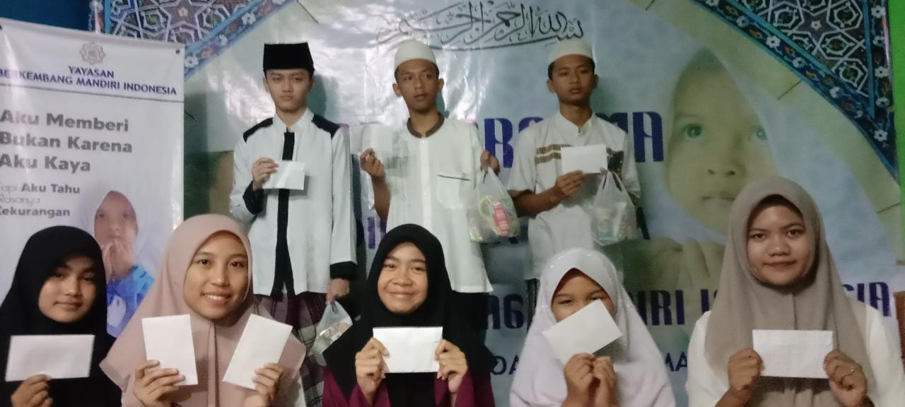 Read more about the article Santunan Pekanan Adik-Adik Yatim Binaan Yayasan Berkembang Mandiri Indonesia Cabang Bandung Barat