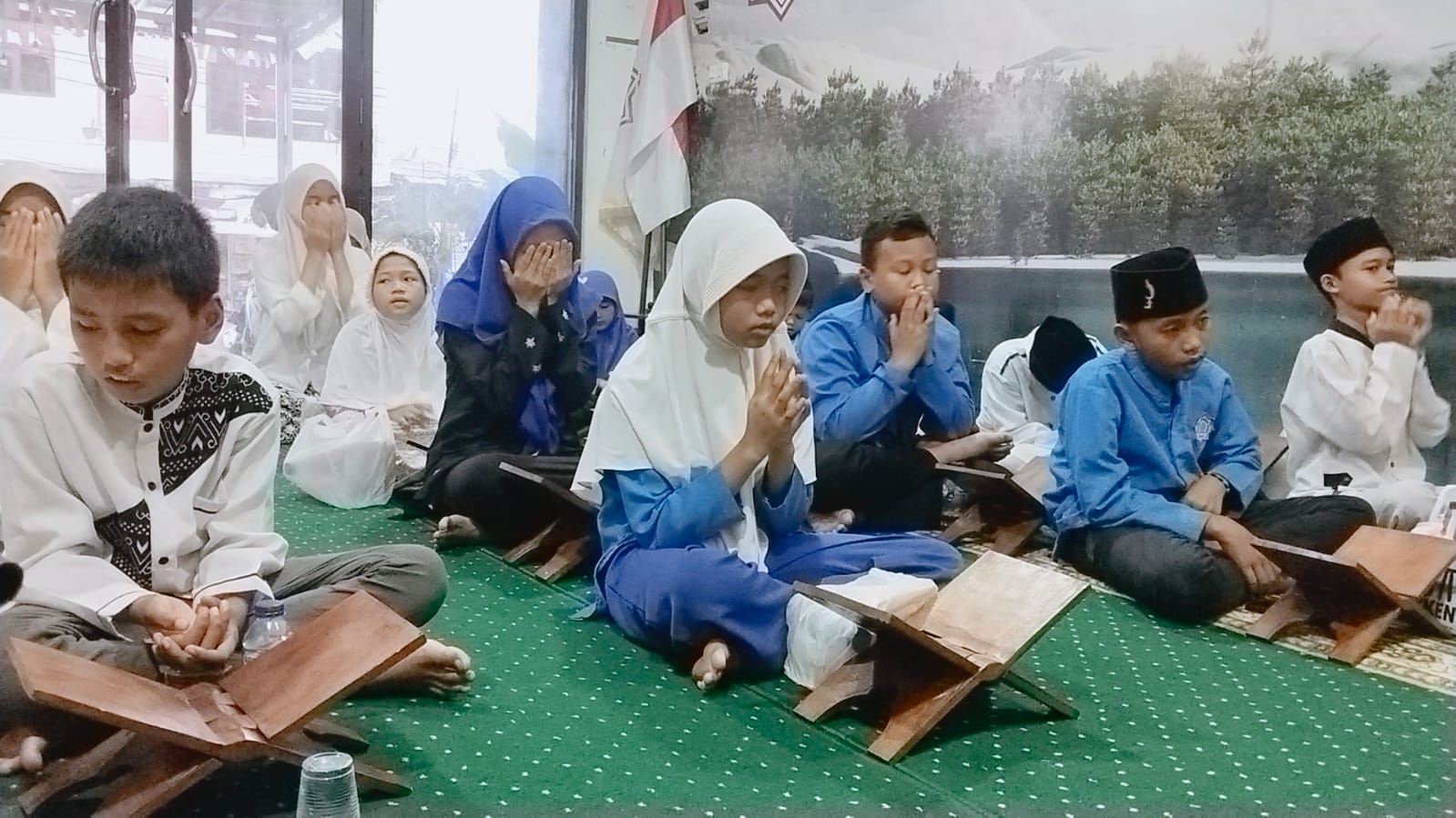 Read more about the article Doa, Zikir, dan Tahlil Bersama Yayasan Berkembang Mandiri Indonesia